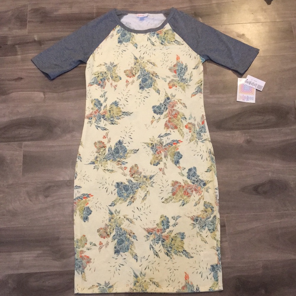 Lularoe Julia Dress size Small new with tags
